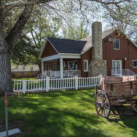 Silver Maple Inn And The Cain House Country Suites Bridgeport Dış mekan fotoğraf