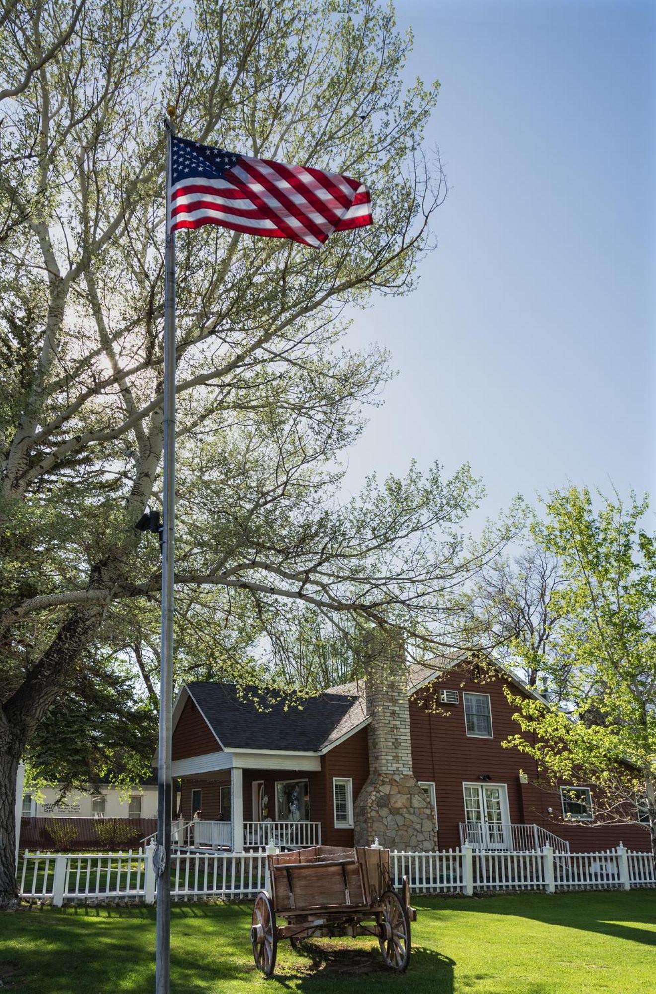 Silver Maple Inn And The Cain House Country Suites Bridgeport Dış mekan fotoğraf